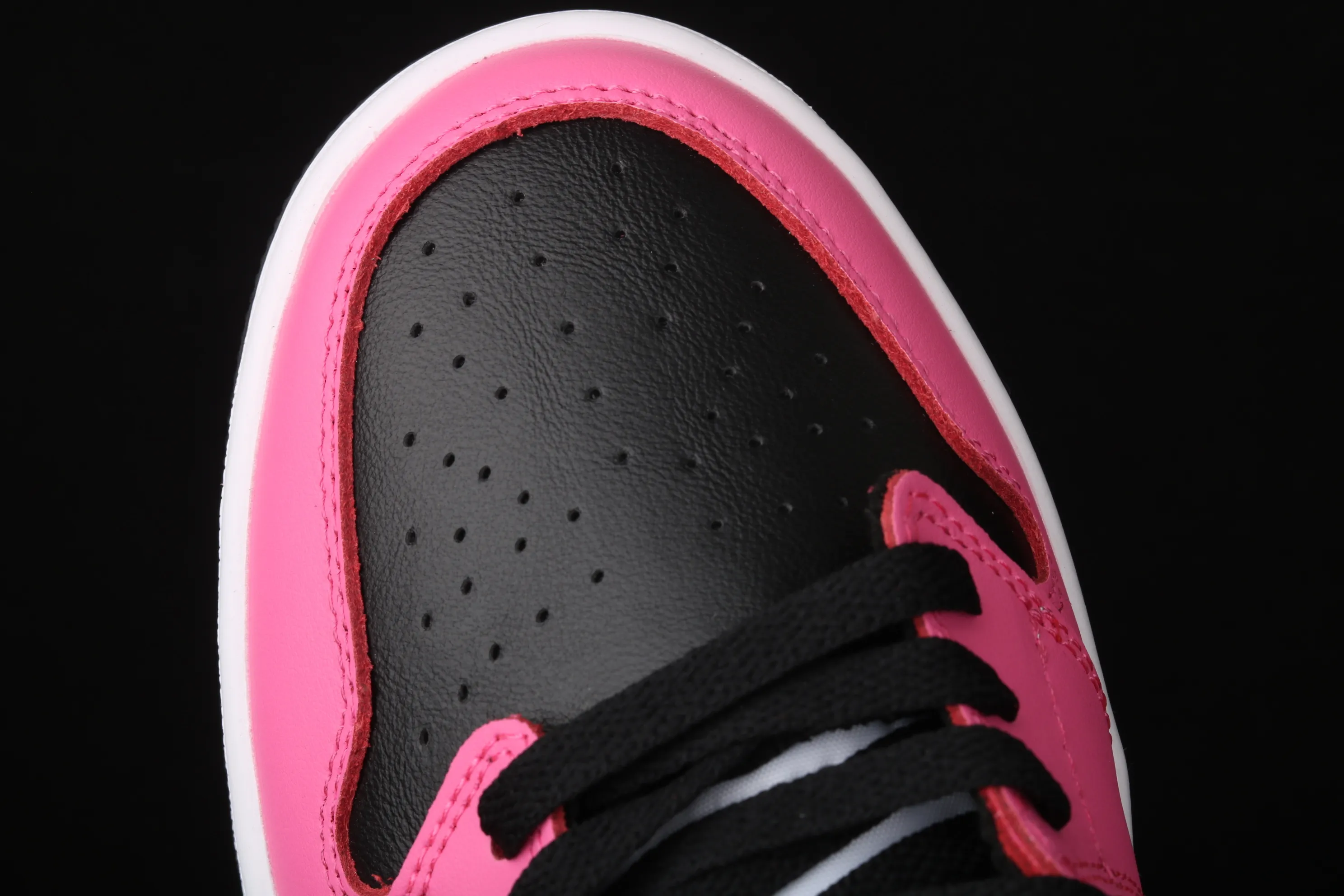 All categories Air Jordan Jordan series basketball shoes Air Jordan 1 Mid Air Jordan Mid AJ1 Joe 1 Pink Popsicle Zhongbang series basketball shoes 555112-002